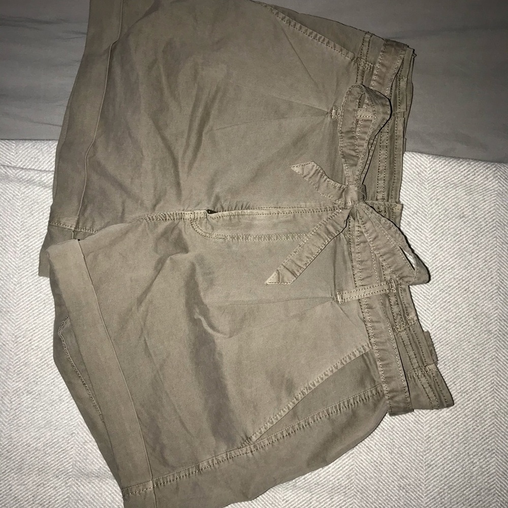 American Eagle Outfitters women’s shorts